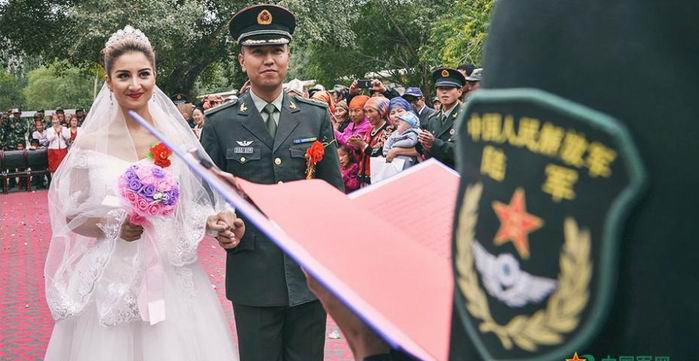 Ů��շת2ǧ�๫��׷���߹ؼ޸�