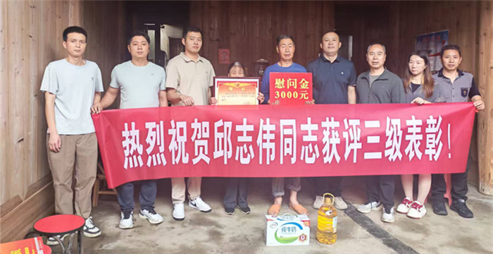 ��顰ש������һ�㣡 ������սʿ���೤����ʼ������֯�����εġ�һ��ש��