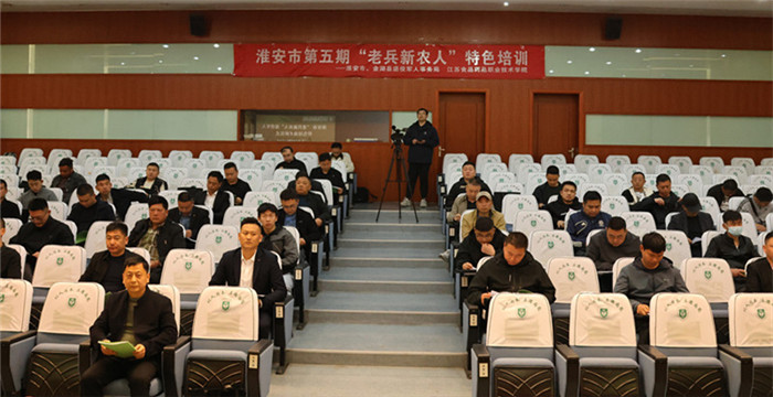 ����أ�40�����ϱ���ũ�ˡ����д��  Ϊ������˸���